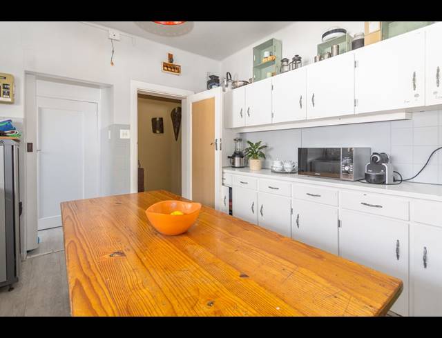 9 BEDROOM FREESTANDING FOR SALE IN MILNERTON CENTRAL